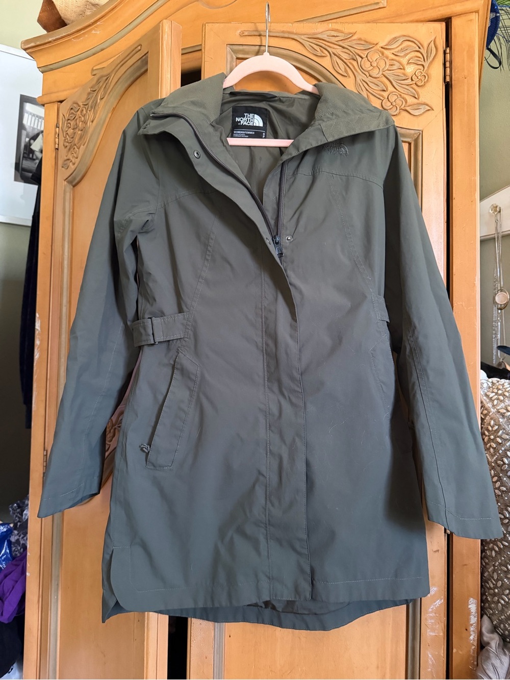 The North Face Women's City Breeze Rain Parka — Olive - Picture 2 of 12